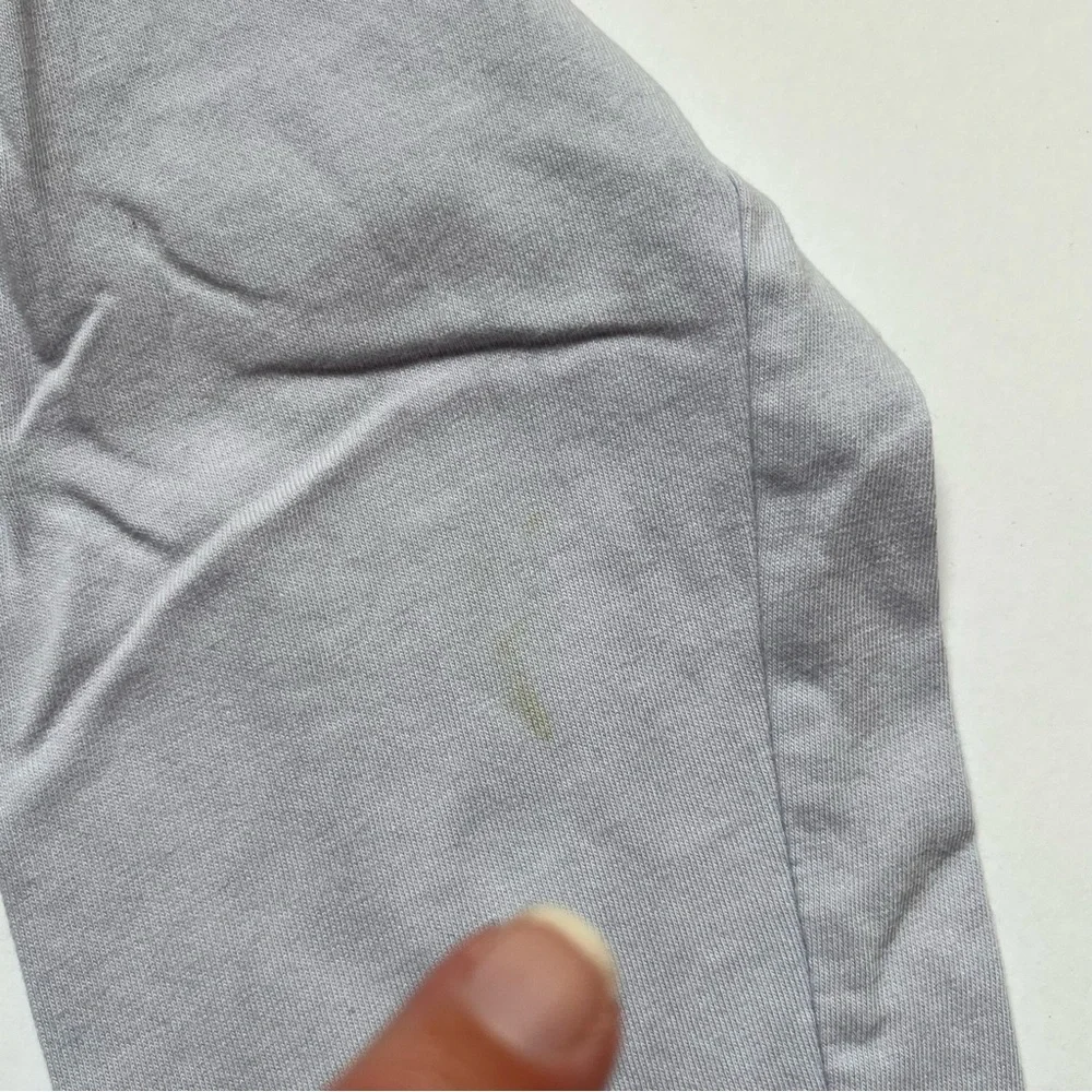 Nike long sleeve t shirt we got this size large